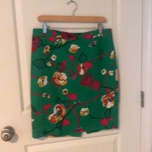 EUC Floral Above-Knee JCrew Skirt